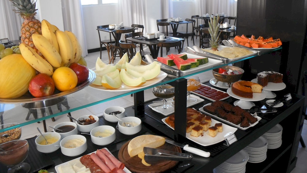 M Tower Hotel Pelotas Esterno foto