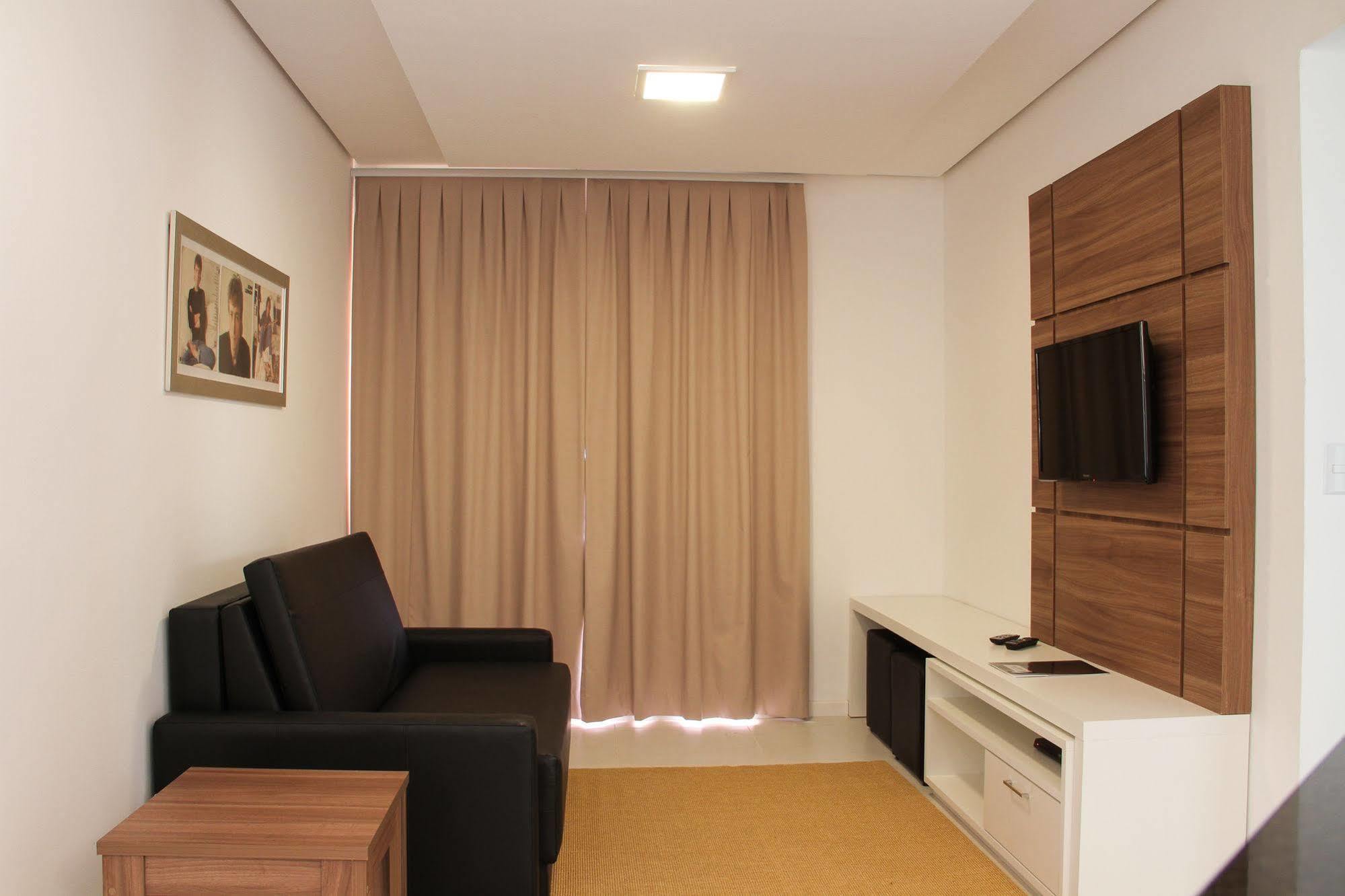 M Tower Hotel Pelotas Esterno foto